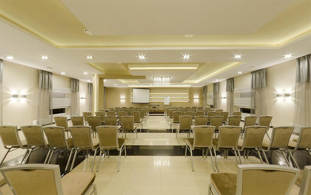 Hotel Podkowa بوتسك المظهر الخارجي الصورة